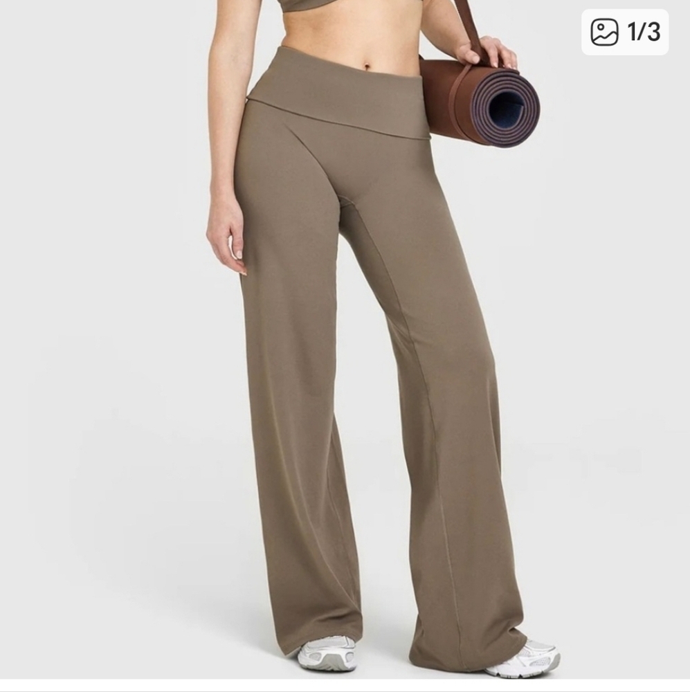 Brown ONER Foldover Softmotion Straight Leg Pants - Picture 8 of 9